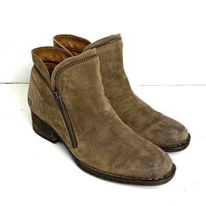 Born Women Size 9 Montoro Ankle Boot Side Zip Distressed Leather Brown BR0041417